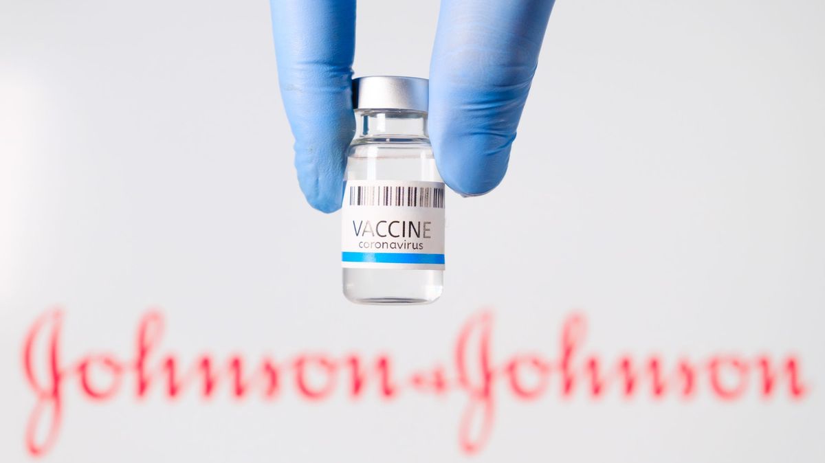 Vakcína Janssen nese naději, ale budí i pochybnosti. Co o ní víme?